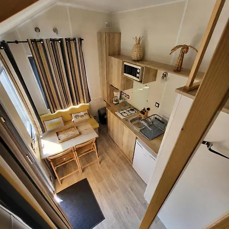 Tiny House In 善顿奈